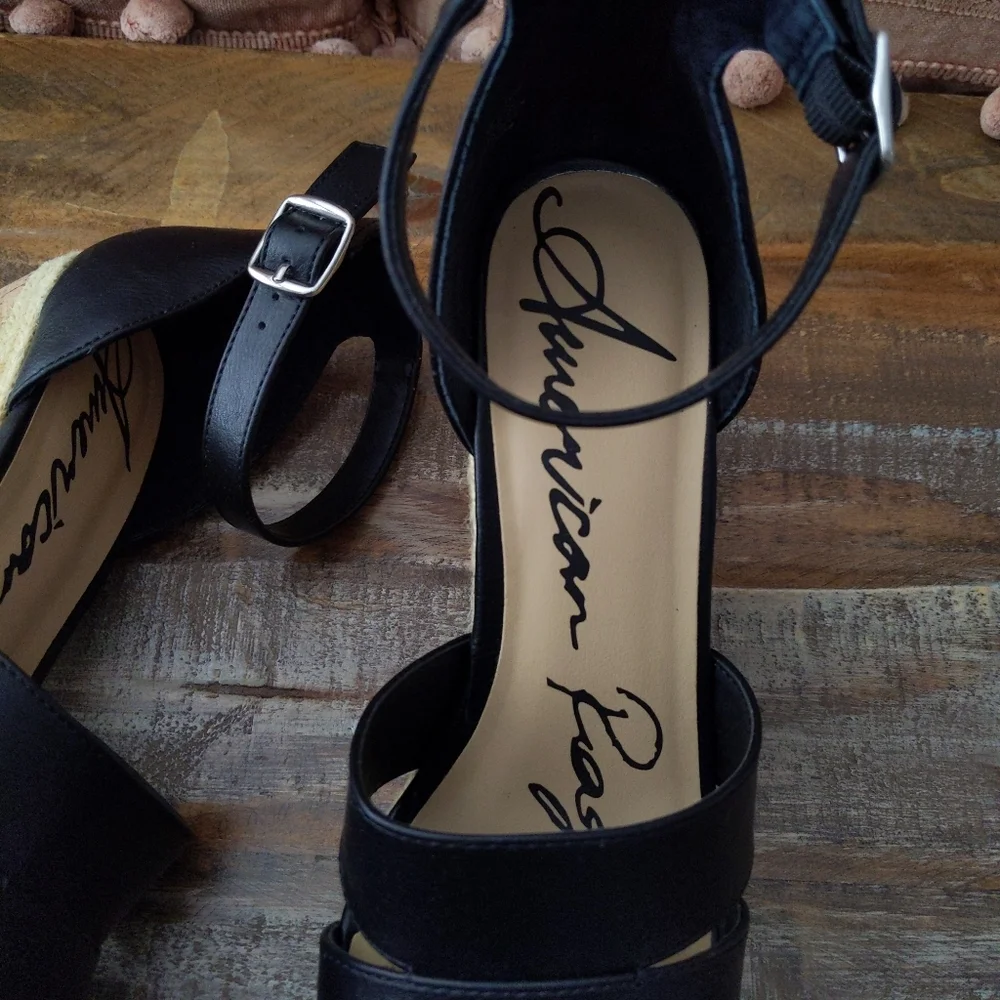 🆕🌿ANKLE STRAP WEDGE SANDALS🌿